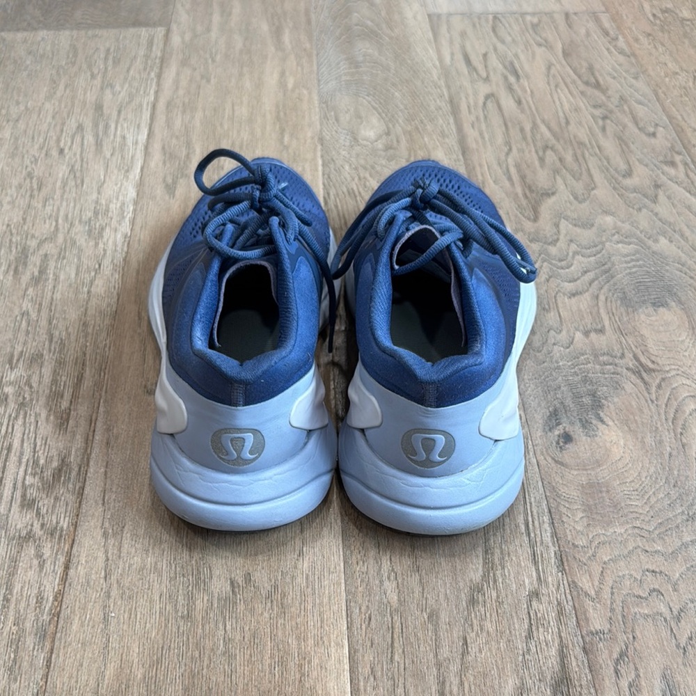 Lululemon Blissfeel Womens Running Shoe Water Drop / White / Blue Linen Size 7.5 - Picture 3 of 8